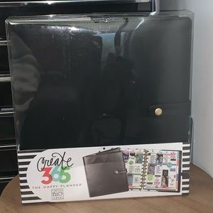 Deluxe Cover - Black - BIG